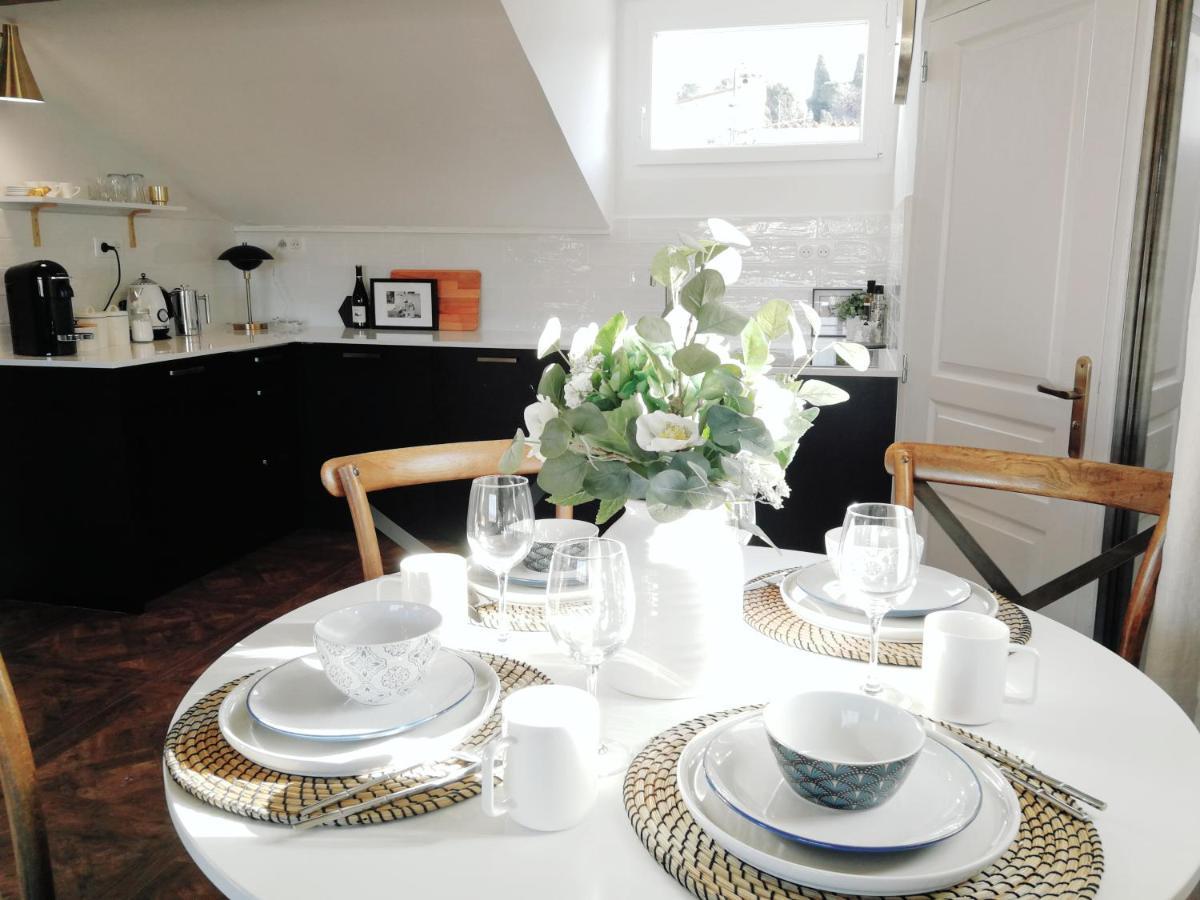 Apartamento Cocoon Loft - Magnifique Loft Sous Toit, Refait A Neuf, Vues Splendides, Clim, Wifi Niza Exterior foto