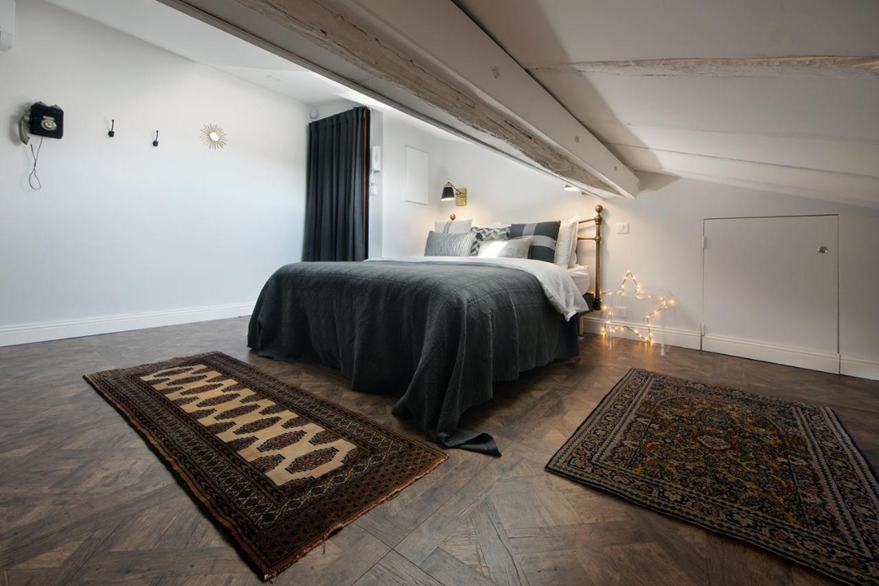 Apartamento Cocoon Loft - Magnifique Loft Sous Toit, Refait A Neuf, Vues Splendides, Clim, Wifi Niza Exterior foto
